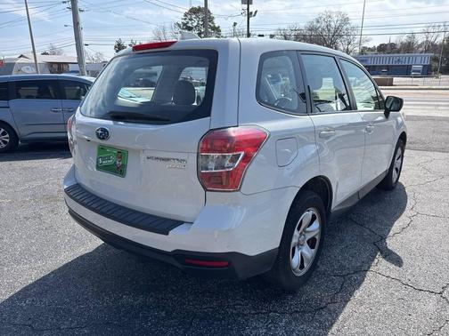 2016 Subaru Forester 2.5i