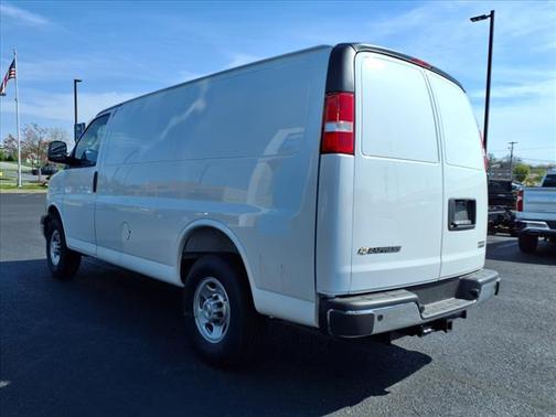 2025 Chevrolet Express 2500 RWD 2500 Regular Wheelbase WT