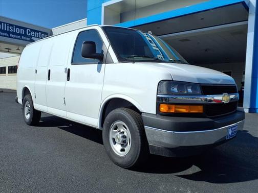 2025 Chevrolet Express 2500 RWD 2500 Regular Wheelbase WT