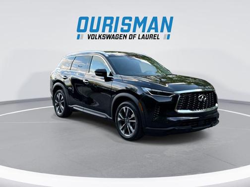 Mineral Black 2023 INFINITI QX60 Luxe