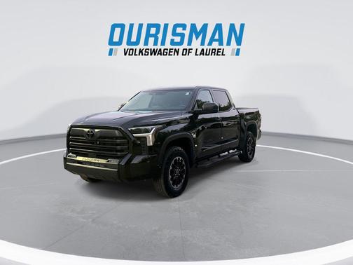Midnight Black Metallic 2024 Toyota Tundra SR5