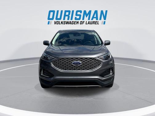 Carbonized Gray Metallic 2023 Ford Edge SEL