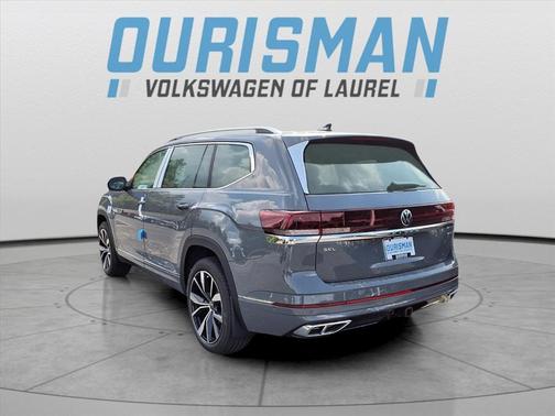 Pure Gray 2026 Volkswagen Atlas 2.0T SEL Premium R-Line 4MOTION