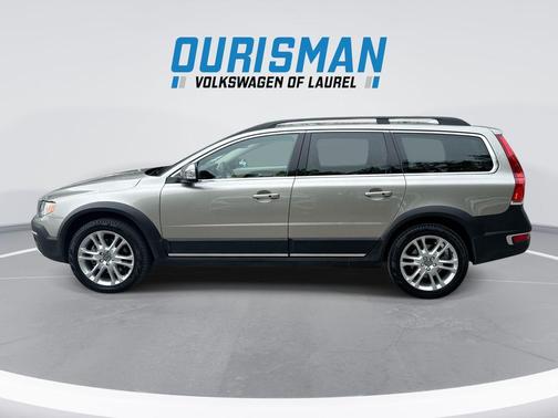 Seashell Metallic 2016 Volvo XC70 T5 Premier