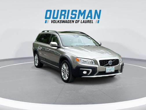 Seashell Metallic 2016 Volvo XC70 T5 Premier
