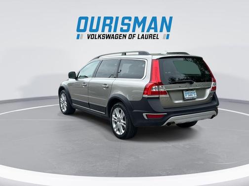 Seashell Metallic 2016 Volvo XC70 T5 Premier