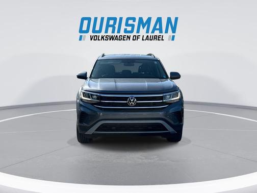 Platinum Gray Metallic 2023 Volkswagen Atlas 2.0T SE