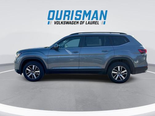Platinum Gray Metallic 2023 Volkswagen Atlas 2.0T SE
