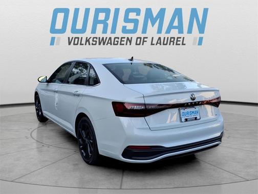 2025 Volkswagen Jetta 1.5T SE