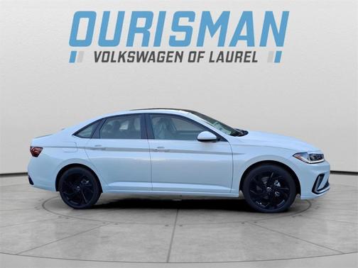 2025 Volkswagen Jetta 1.5T SE