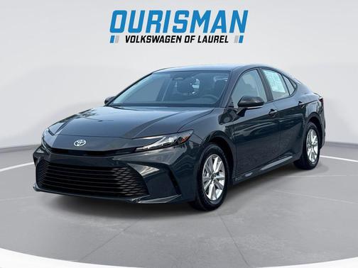 Underground 2025 Toyota Camry LE