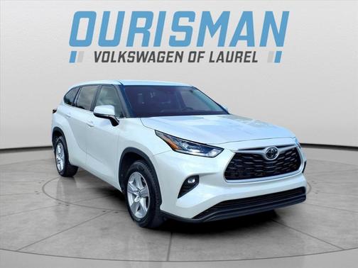 2023 Toyota Highlander LE
