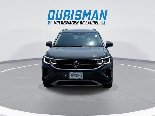 Pure Gray 2023 Volkswagen Taos 1.5T SEL
