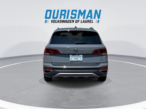 Pure Gray 2023 Volkswagen Taos 1.5T SEL