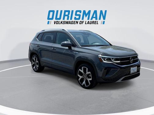 Pure Gray 2023 Volkswagen Taos 1.5T SEL