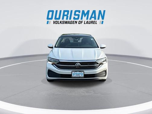 Opal White 2023 Volkswagen Jetta 1.5T SE