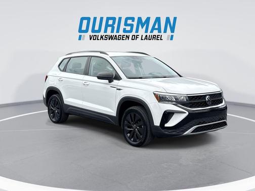 Pure White 2023 Volkswagen Taos 1.5T S