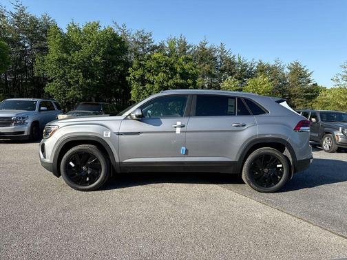 Mist 2026 Volkswagen Atlas Cross Sport 2.0T SE w/Technology 4MOTION