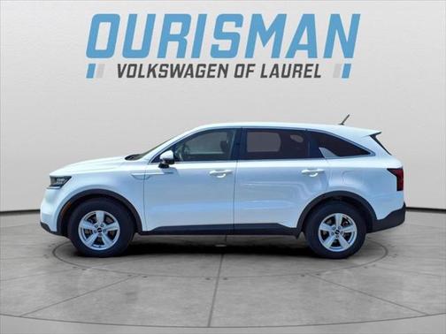 2022 Kia Sorento LX