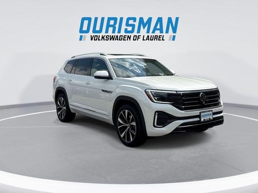 White Pearl 2026 Volkswagen Atlas 2.0T SEL Premium R-Line 4MOTION