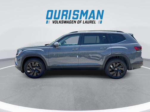 Pure Gray 2026 Volkswagen Atlas 2.0T SE w/Technology 4MOTION