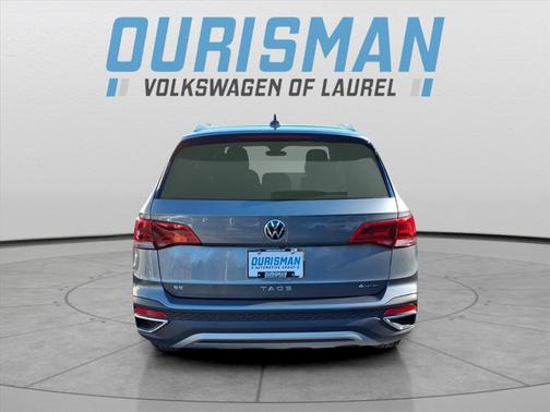 2024 Volkswagen Taos 1.5T SE