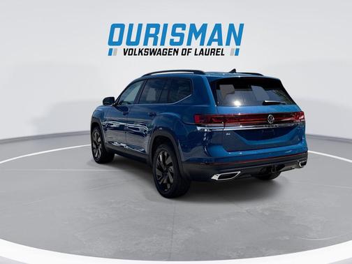 Mountain Lake B 2026 Volkswagen Atlas 2.0T SE w/Technology 4MOTION