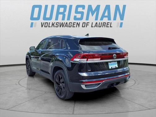 2024 Volkswagen Atlas Cross Sport 2.0T SE w/Technology