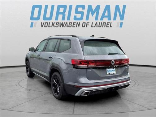 2025 Volkswagen Atlas 2.0T SE