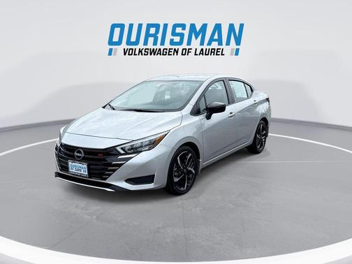 Brilliant Silver Metallic 2025 Nissan Versa 1.6 S