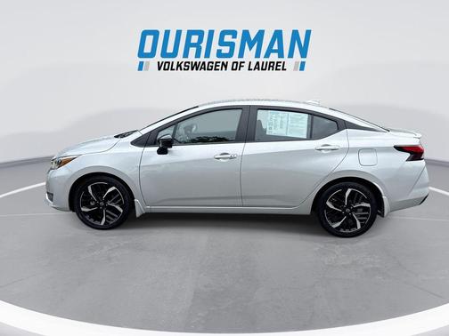 Brilliant Silver Metallic 2025 Nissan Versa 1.6 S