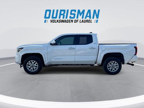 Ice Cap 2024 Toyota Tacoma SR5