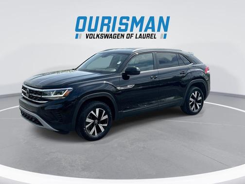 Deep Black 2023 Volkswagen Atlas Cross Sport 2.0T SE