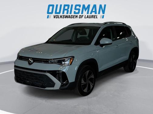 Gray 2026 Volkswagen Taos SE