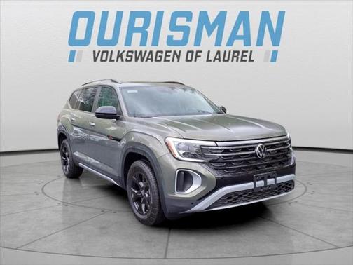 2025 Volkswagen Atlas 2.0T SE