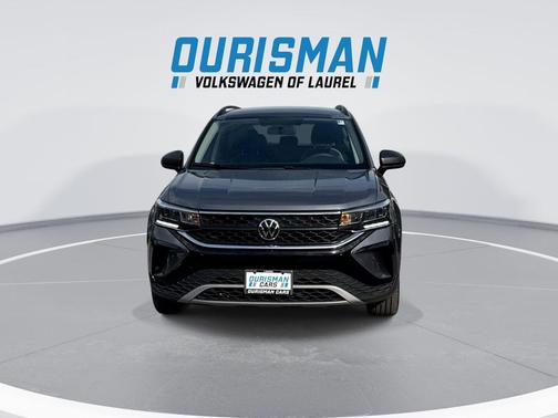 Platinum Gray Metallic 2022 Volkswagen Taos 1.5T S