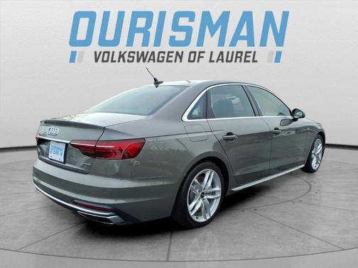 2023 Audi A4 45 S line Premium Plus