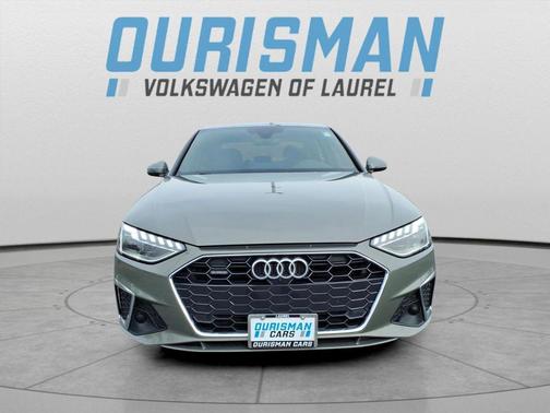 2023 Audi A4 45 S line Premium Plus