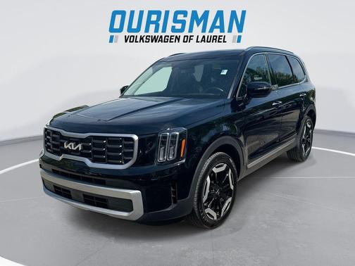 Ebony Black 2024 Kia Telluride S