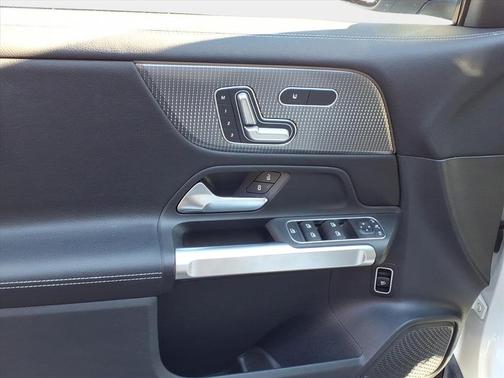 2023 Mercedes-Benz GLB 250 Base