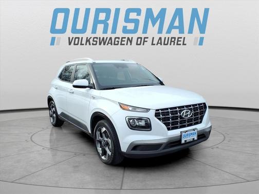 2023 Hyundai VENUE SEL