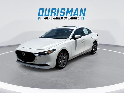 Snowflake White Pearl Mica 2024 Mazda Mazda3 FWD w/Preferred Package