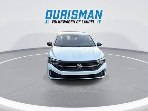 Pure White 2023 Volkswagen Jetta 1.5T Sport
