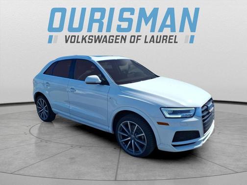 Glacier White Metallic 2018 Audi Q3 2.0T Sport Premium