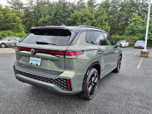 2026 Volkswagen Tiguan 2.0T SE R-Line Black 4MOTION