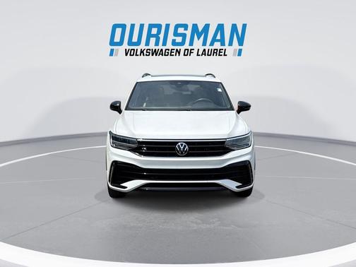 Opal White 2023 Volkswagen Tiguan 2.0T SE R-Line Black