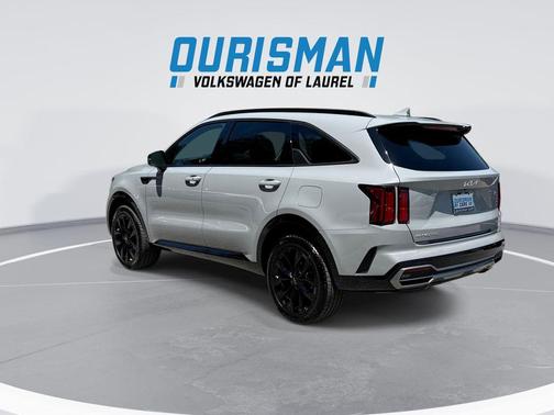 Wolf Gray 2023 Kia Sorento SX