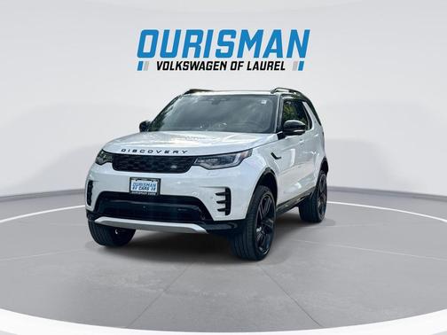 Fuji White 2023 Land Rover Discovery P300 S R-Dynamic