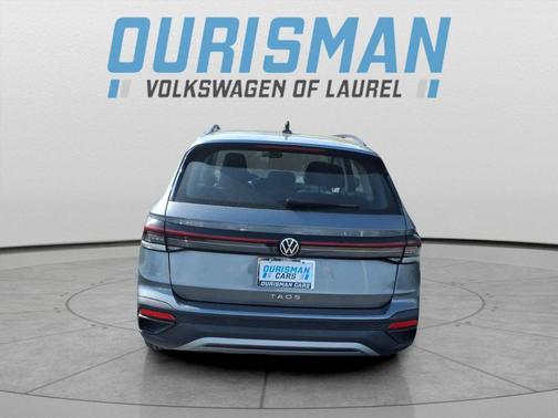 Platinum Gray Metallic 2025 Volkswagen Taos 1.5T S
