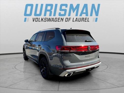 2025 Volkswagen Atlas 2.0T SE